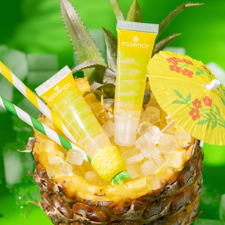 Juicy Bomb Pineapple Paradise - гланц за устни на Essence